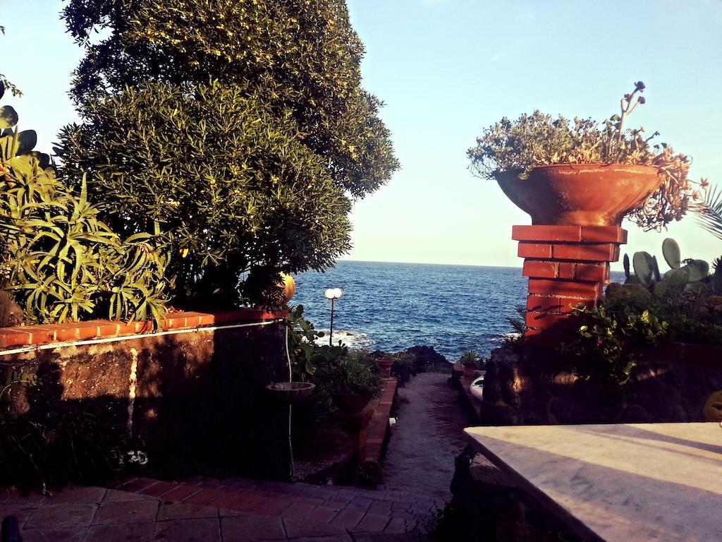 Casa Sul Mare Bed and Breakfast Catánia Buitenkant foto